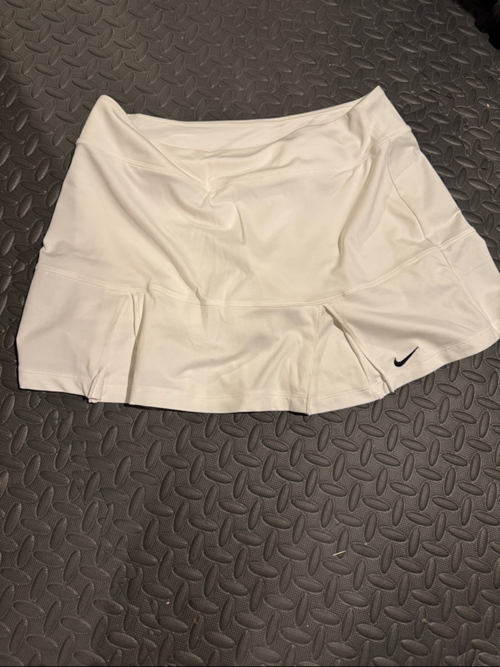 Nike White Pleated Tennis Athletic Skort with Black Swoosh